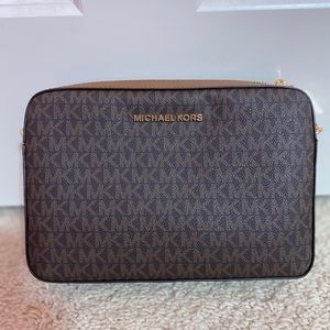 Michael Kors Brown Leather Slim Shoulder Bag